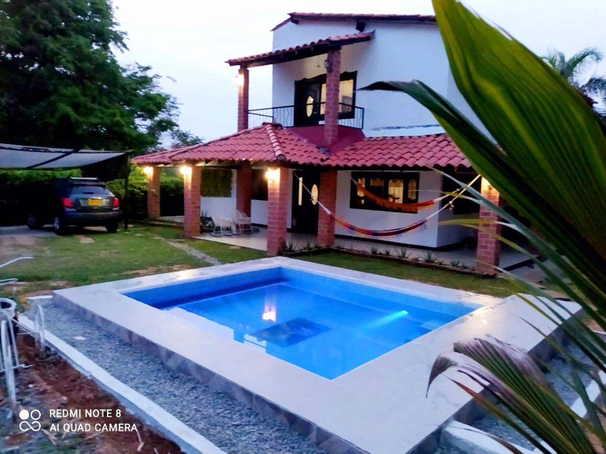 Casa Campo Emaus Caucasia Esterno foto